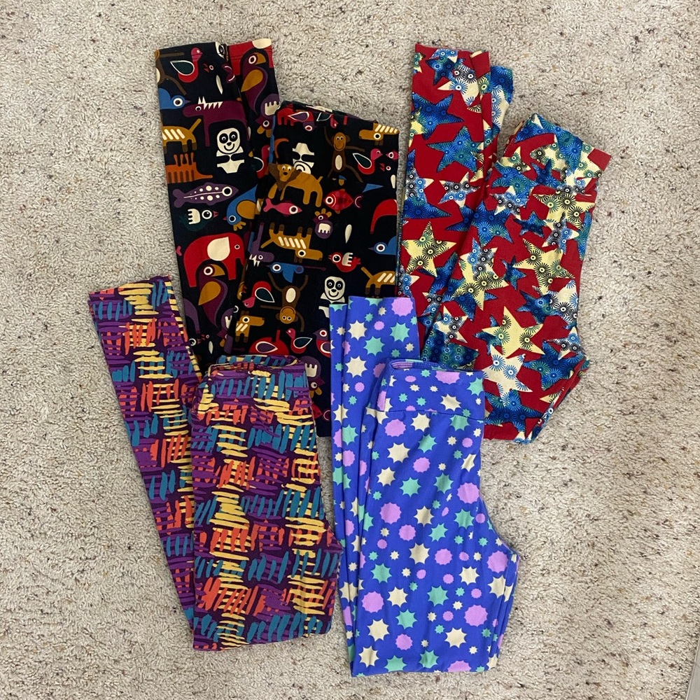 Bundle of girls Lularoe leggings OS